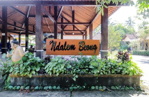 Borobudur House | Omah Rohadi Syariah by Ndalem Beong
