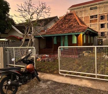 Banguntapan House | Omahe Jogja