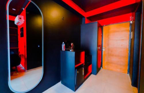 Mohangarh Apartment | Omaxe Hazratganj- Healing Staytion- Lucknow