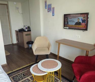 Greater Noida Apartment | Omaxe ITC studio