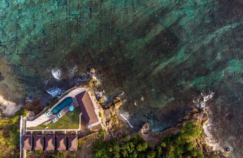 Mushroom Bay Resort | Ombak Bay Lembongan