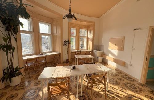 Erzsebetvaros House | Omega Guesthouse Budapest