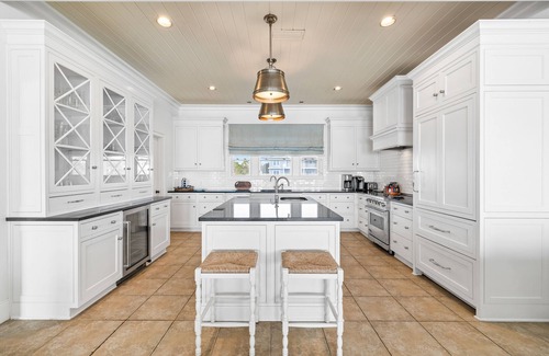 Treasure Beach Village House | OMG By the Sea- 3BR Home in the Plantation- Sleeps 12, Pet Friendly, Beachfront!