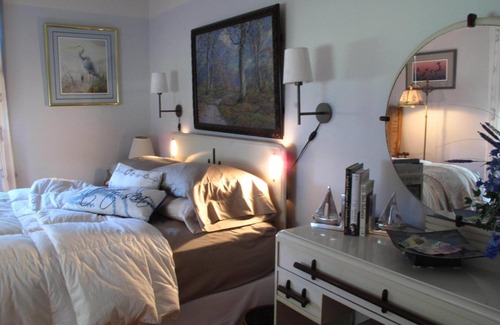 Wheatley Bed & Breakfast | Omstead's On Erie