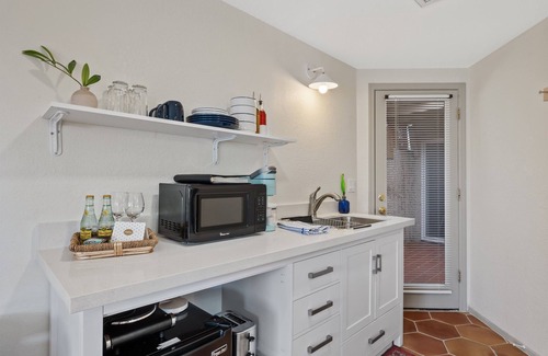 Chandler House | On A Lake | Great Amenities | Near Downtown