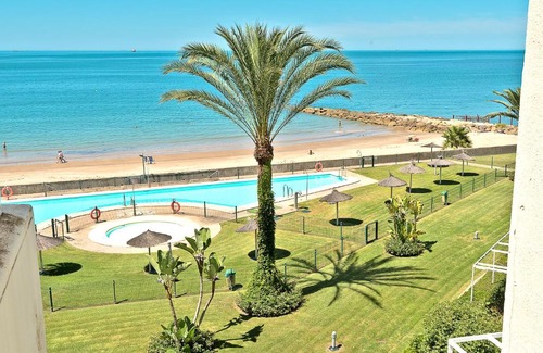 El Puerto de Santa Maria Apartment | On Beach Deluxe Apartment with Pools and own Garden