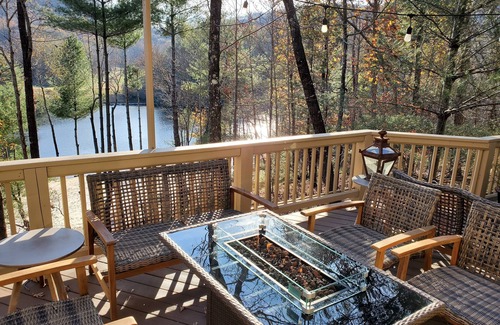 Big Canoe House | On Big Canoe MNTN LAKE Beach/Trails/Pool/Fitnss, LUX FURNSHD, Fire pit, GAME RM