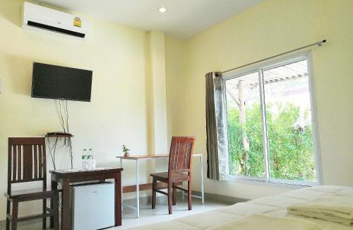 Tha Yang Hotel | On Green Resort