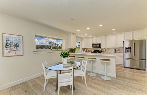 Trailer Estates House | {On IMG Golf Course! WAFFLE BAR/Pool/GameRoom/Beach Gear+
