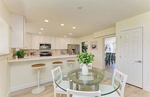 Trailer Estates House | {On IMG Golf Course! WAFFLE BAR/Pool/GameRoom/Beach Gear+