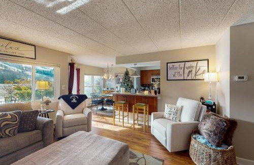 Lake Harmony Apartment | On Lake Time