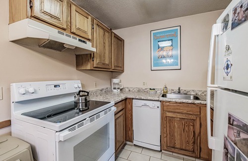 Sunday River Area Condo | On Mountain two bedroom unit sleeping 8