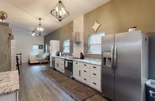 Holiday Island House | ON MOUNTAINTOP with beautiful views!