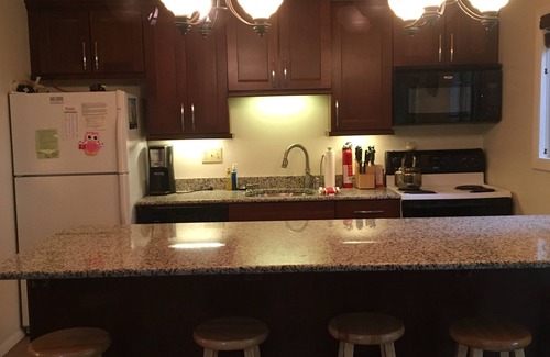 Ludlow House | On Okemo and steps Sachem trail!