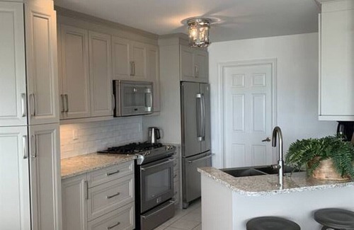 Leamington Cottage | ON POINT: Pelee Beach House