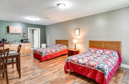 Briceville Apartment | On-Site Hiking and ATV Trails Briceville Studio