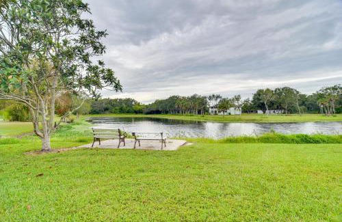 Seminole Apartment | On-Site Pond Sleek Largo Studio Less Than 7 Mi to Beach!