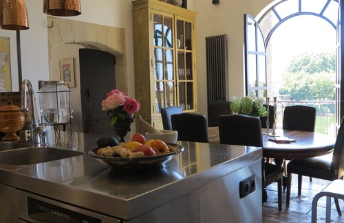 Castillon-la-Bataille House | On the banks of the Dordogne River, Saint Emilion