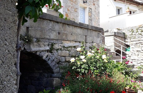 La Cresse Apartment | On the banks of the Tarn
