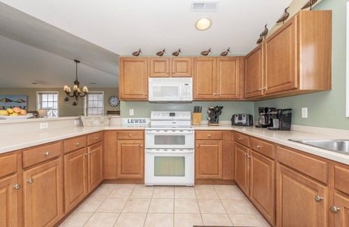 Lewes House | On the Beach - Lux Multi-Family House - Get the best weeks of 2025 Now!
