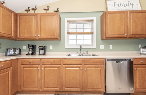 Lewes House | On the Beach - Lux Multi-Family House - Get the best weeks of 2025 Now!