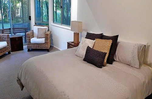 Fingal Bay House | On the Beach - stunning ocean views with room to bring the boat, walking distance to town