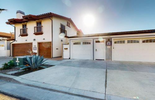 South Oceanside House | On the Beach - Unit B