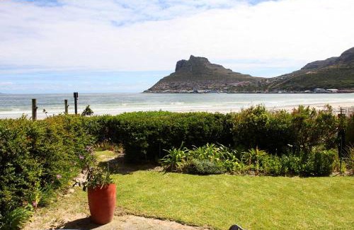 Scott Estate Apartment | On the Beach