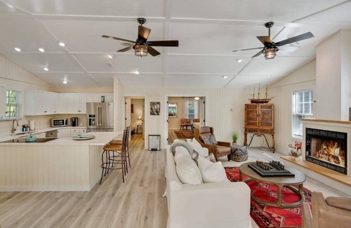 Palm Coast House | On the Canal, New Dock, Kayak, Bikes, Beach Gear