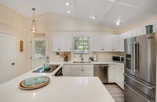 Palm Coast House | On the Canal, New Dock, Kayak, Bikes, Beach Gear