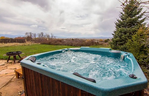 Arroyo Seco House | On the Farm - Taos Sunset Views and Night Skies