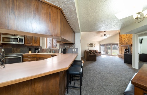 Clovis House | *On the Golf Course*