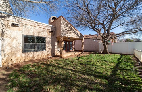 Clovis House | *On the Golf Course*