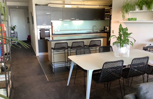 Ahuriri Apartment | On the Harbour-2 Bed/2 Bath