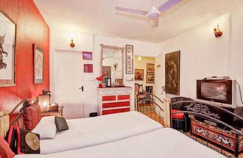 Safdarjung Enclave Bed & Breakfast | On The House Boutique Bed Breakfast with Terrace Garden Views