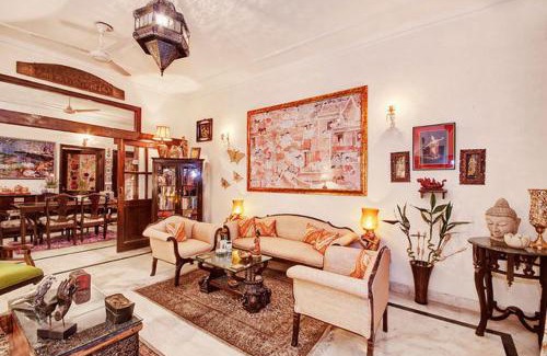 Safdarjung Enclave Bed & Breakfast | On The House Boutique Bed Breakfast with Terrace Garden Views