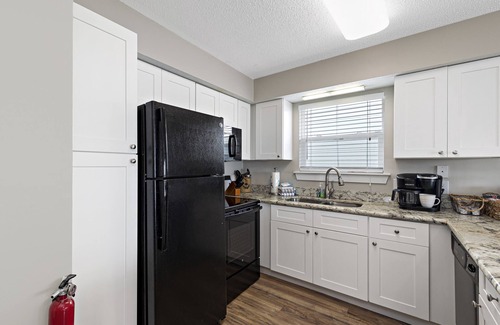 Gulf Shores House | On The Lagoon! Kayaks and Paddle Boards Included!