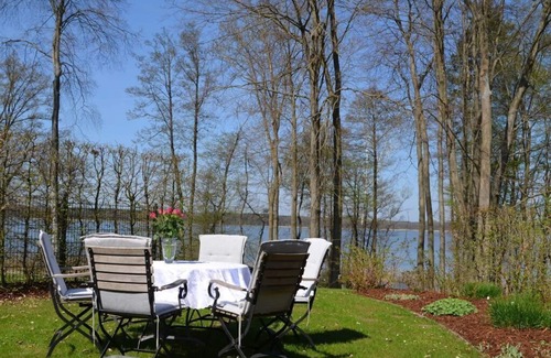 Neu Poserin House | on the lake Comfortable holiday residence