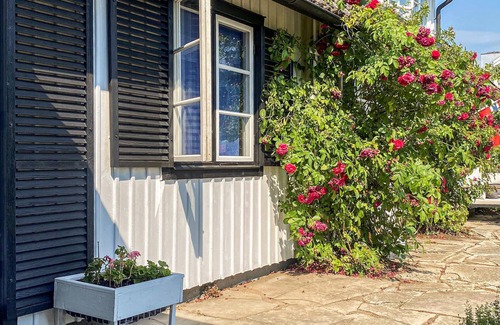 Vreta Kloster House | On the lock canal of the Göta Canal welcomes you this comfortable and spacious cottage.