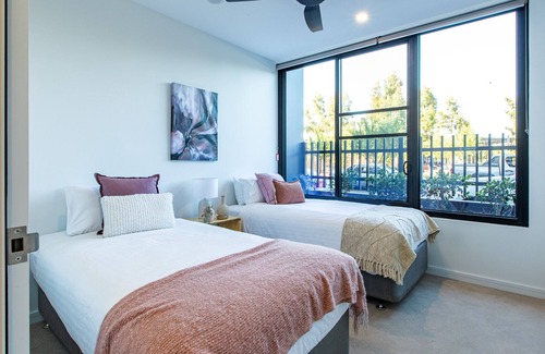 Hindmarsh House | On the Park - Bowden