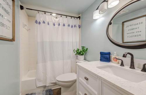 Indian Rocks Beach Condo | On the Private Beach! Tide Vibes #6 Full Kitchen!