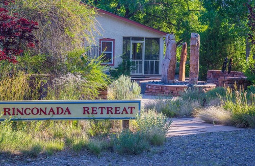 Ranchos De Taos House | On the Rio Grande River! Rinconada Rio Grande Retreat