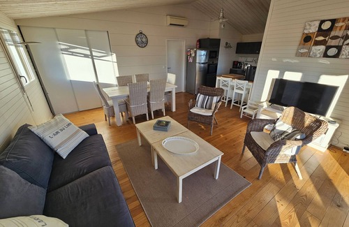 Gruissan Ski Chalet | ON THE SEAFRONT AUTHENTIC, FULLY AIR-CONDITIONED CHALET