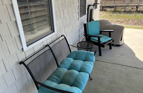 Emerald Isle Apartment | On The Sound with private dock