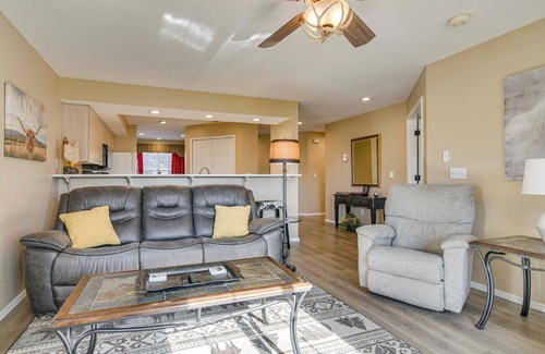 Branson Apartment | On Thousand Hills Golf Course Condo with Sunroom