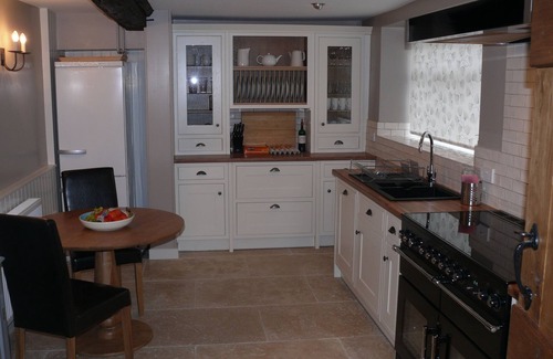 Holme House | Once a Catle Barn, now Spacious Luxury Accommodation!
