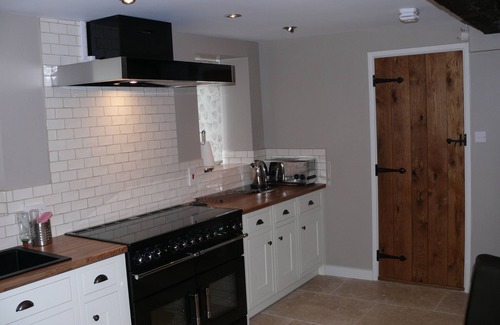 Holme House | Once a Catle Barn, now Spacious Luxury Accommodation!