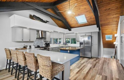 Rockaway Beach House | Once Upon a Tide