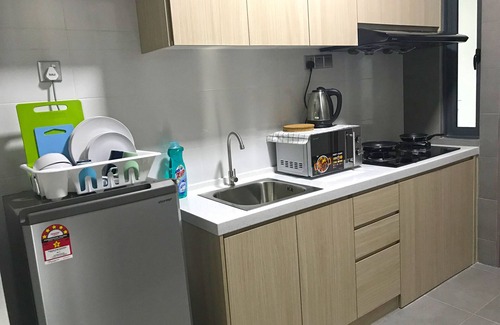 Seri Kembangan Hotel | One Amerin Mall & Suites