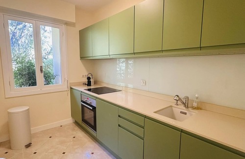 California - Pezou Apartment | One Bed apartment just minutes walk from the Croisette and the Palais in a secure residence - 1693